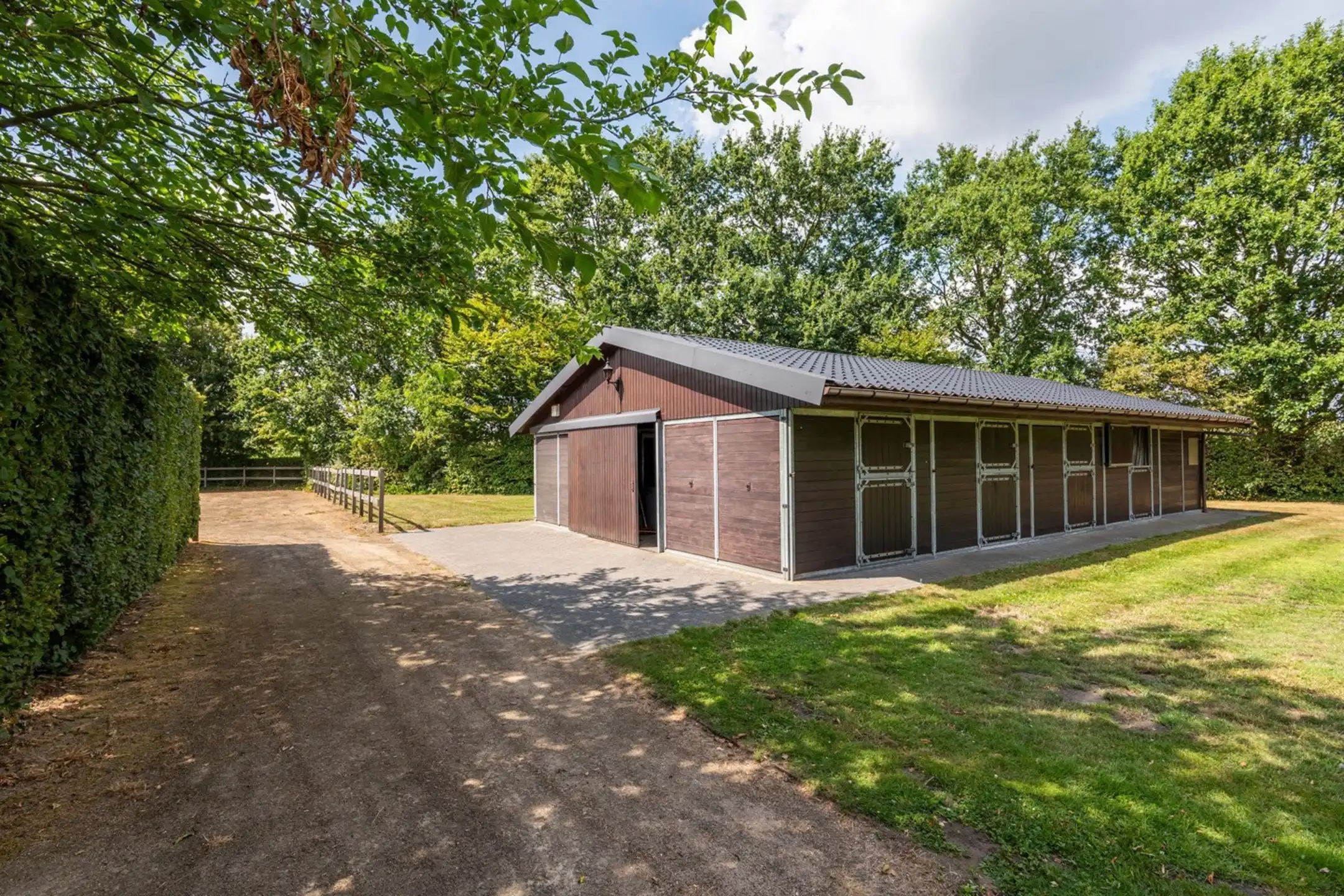 Uniek landgoed op ca. 1,78ha met paardenaccommodatie foto 27