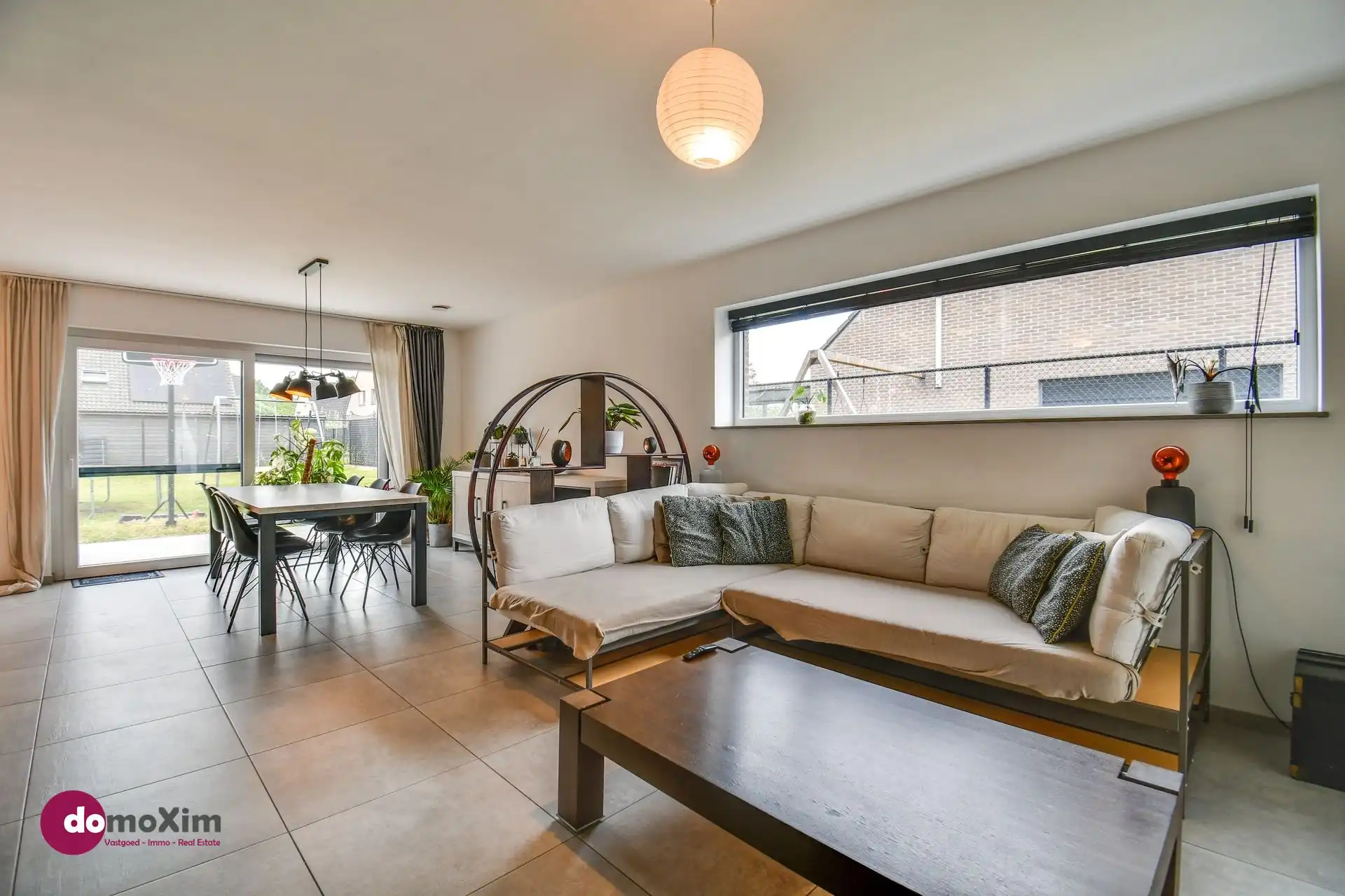 Mooie halfopen, recente woning met 3 slaapkamers in Hever foto 2