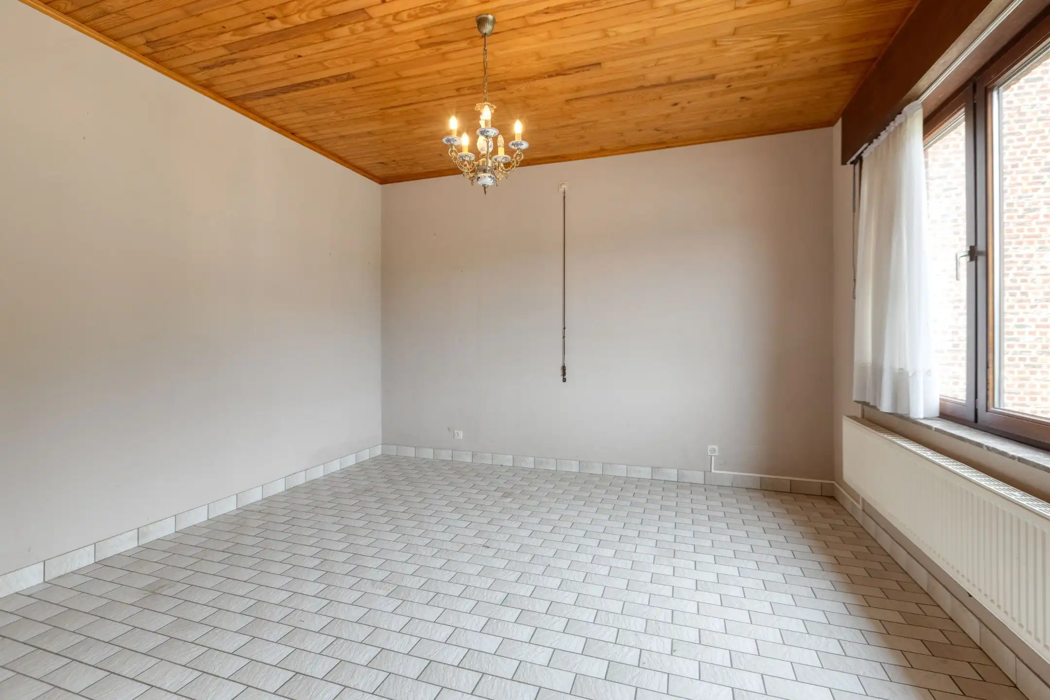 Woning vol potentieel op ruim perceel foto 11