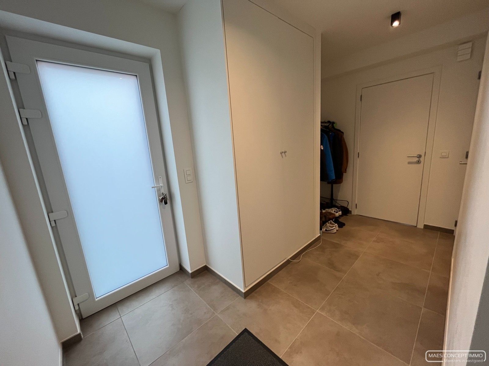 Halfopen nieuwbouwwoning te huur in Oudenaarde met zuidgerichte tuin foto 7