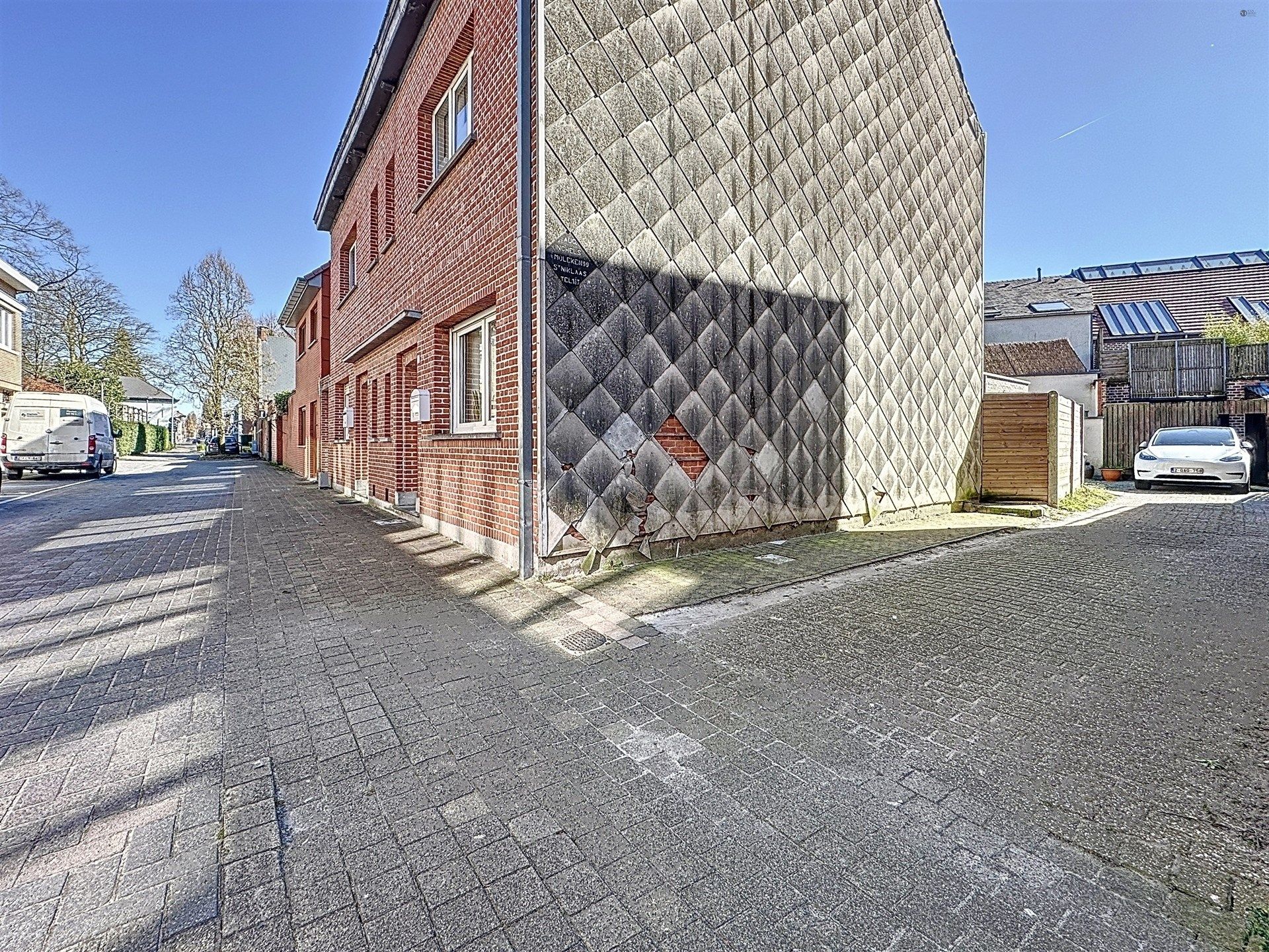 Commerciële ruimte/handelspand gelegen in hartje Belsele. foto 16