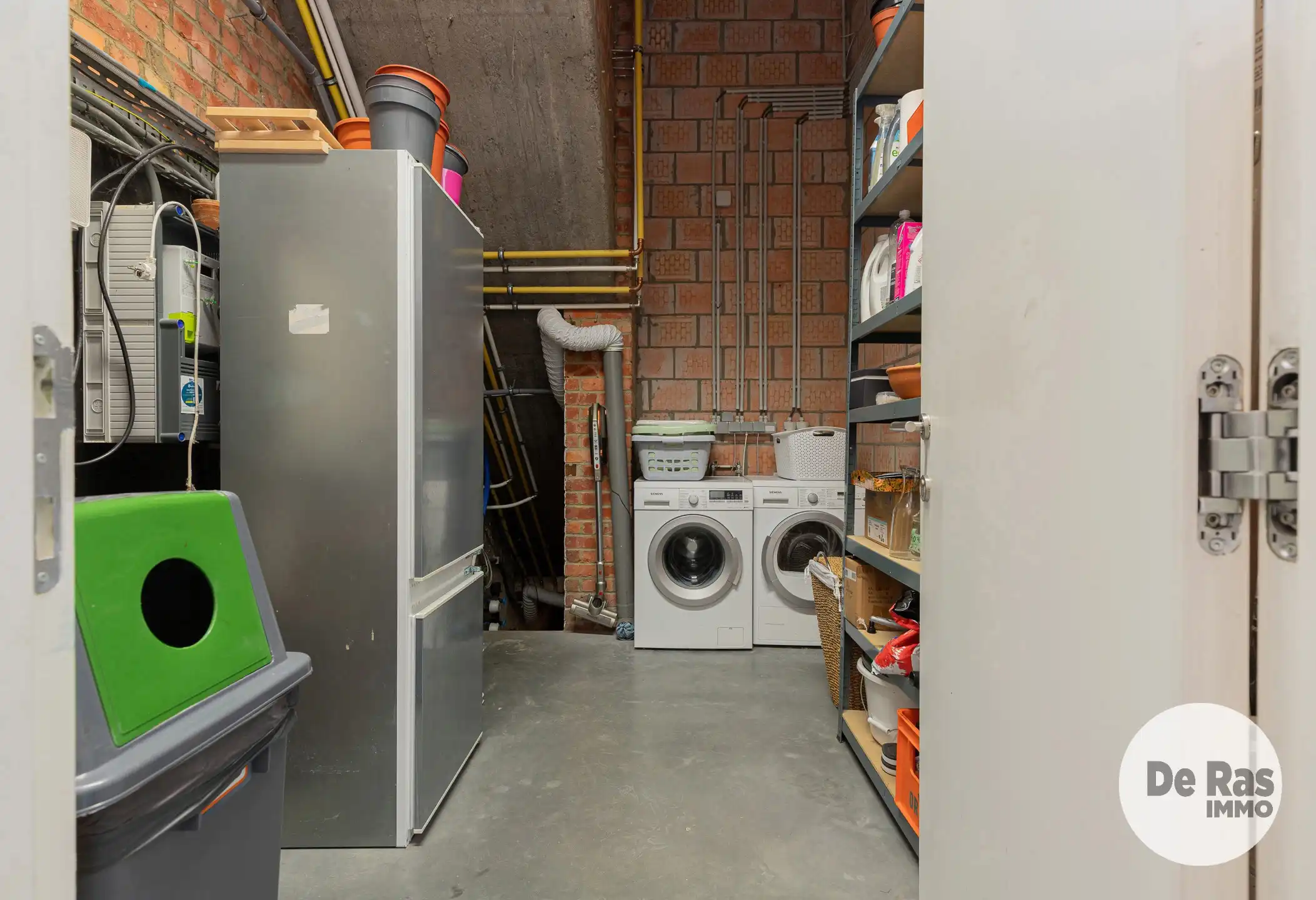 NIEUWERKERKEN – Commercieel pand met tuin foto 20