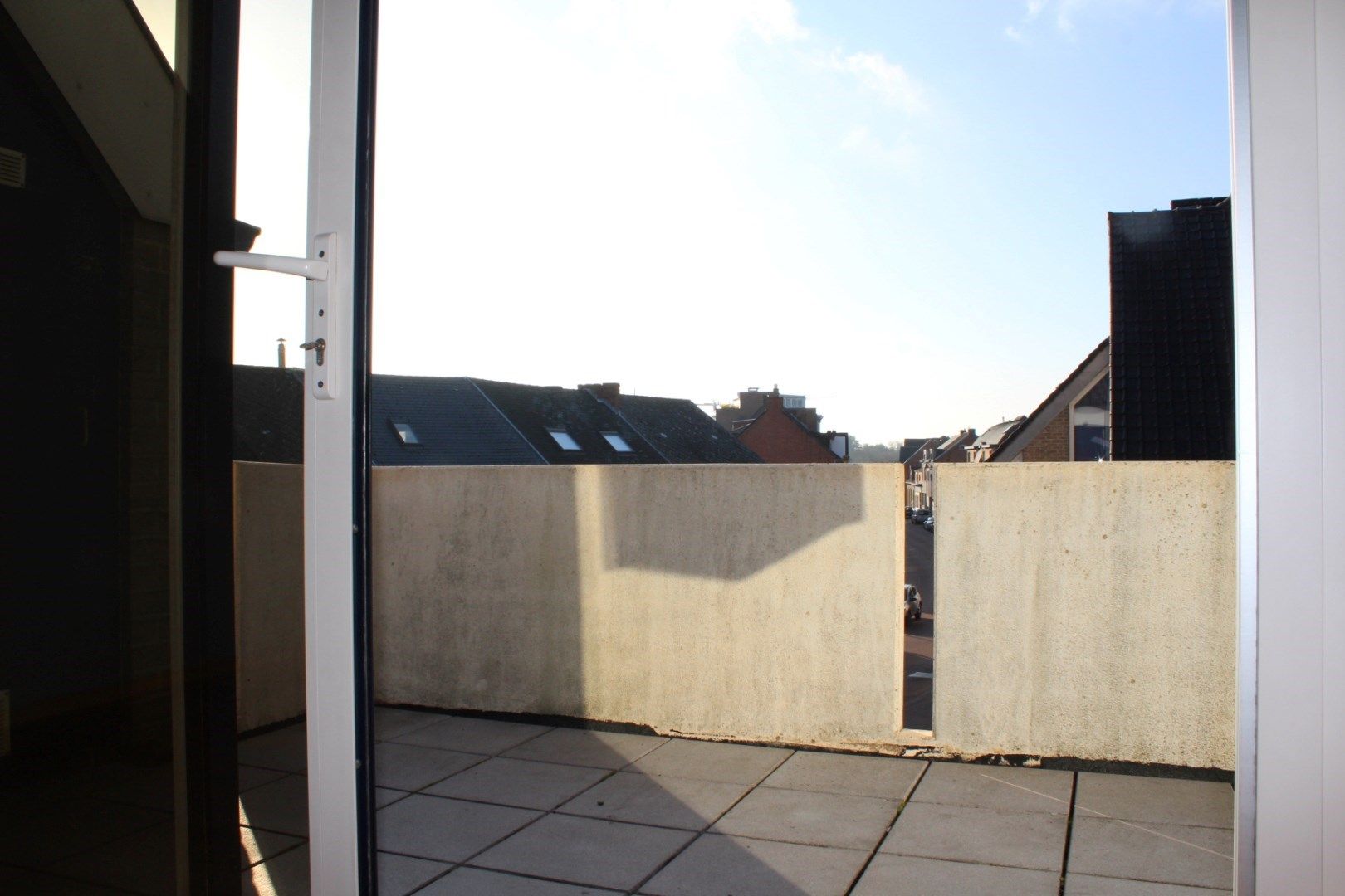 Lichtrijk duplex appartement in hartje Zonhoven (3slpk, 2badk, 2 parkings) foto 16