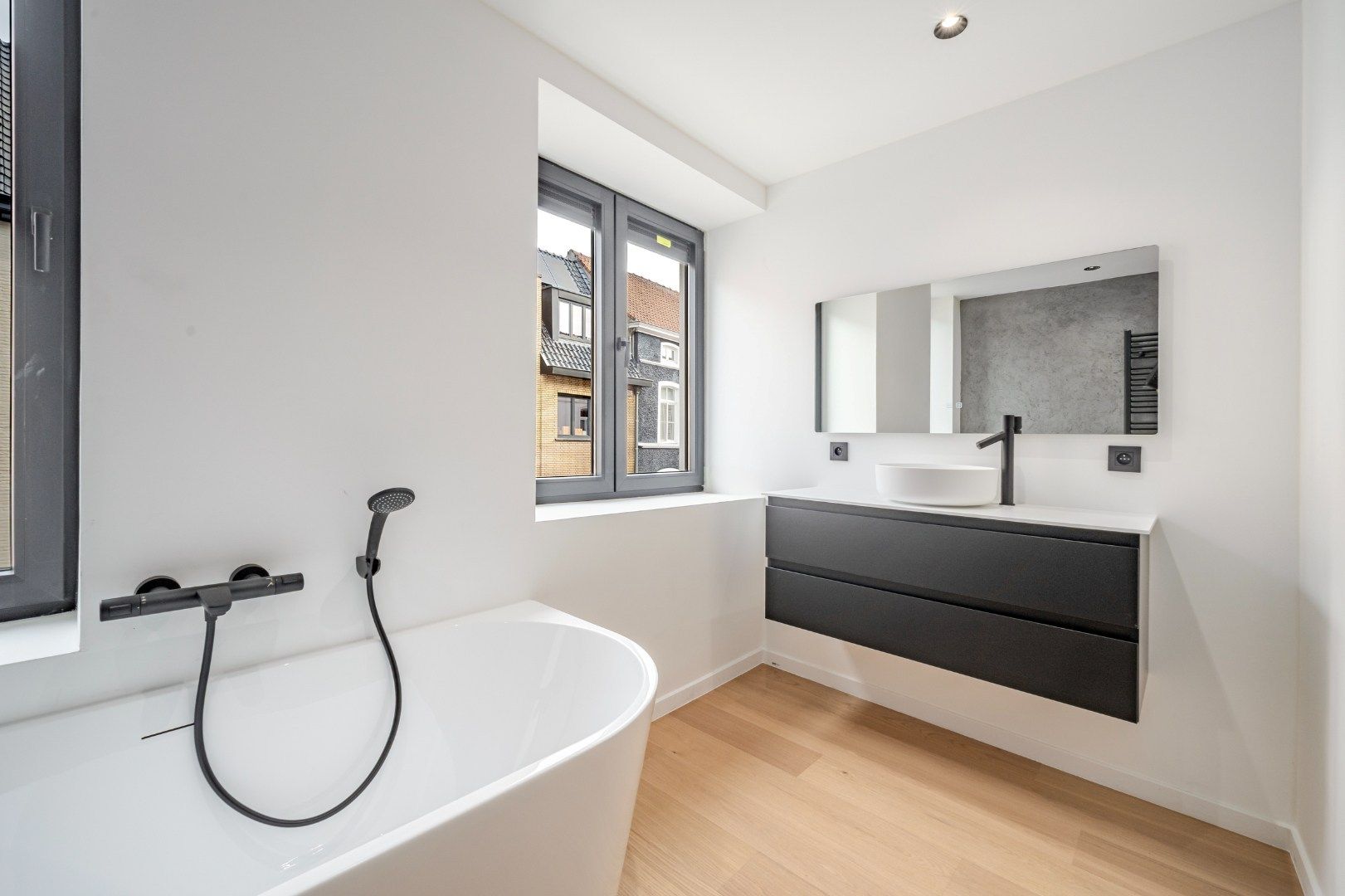 Riante stadswoning in centrum Maldegem foto 15