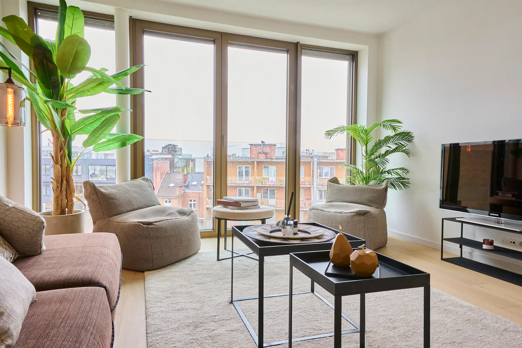 INSTAPKLAAR DOORZONAPPARTEMENT, 108m², 2 SLAAPKAMERS foto 7
