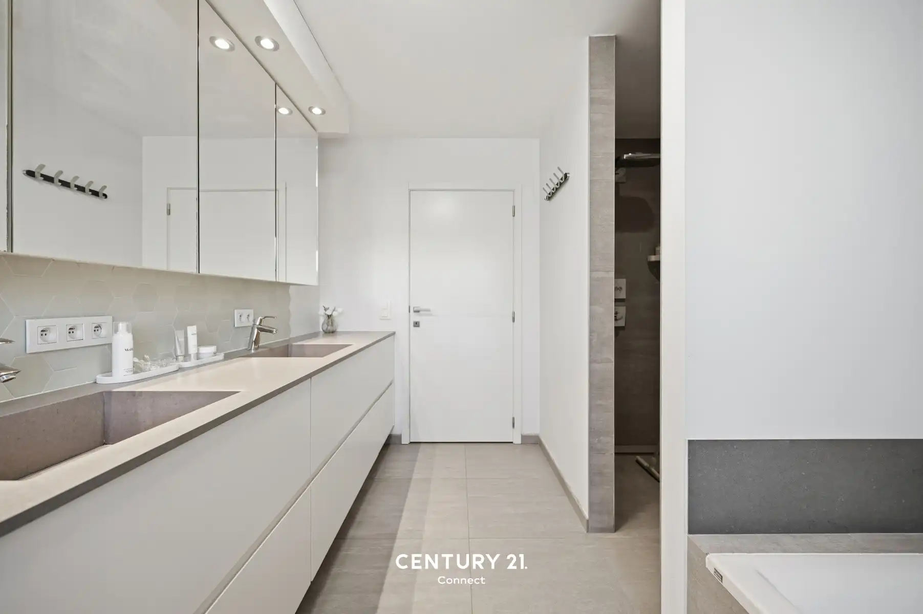 Prachtige recente woning te Wezemaal! foto 17