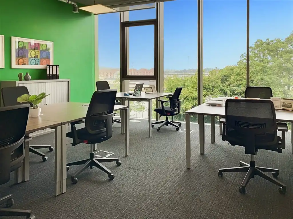 REGUS BUSINESS CENTER  foto 3
