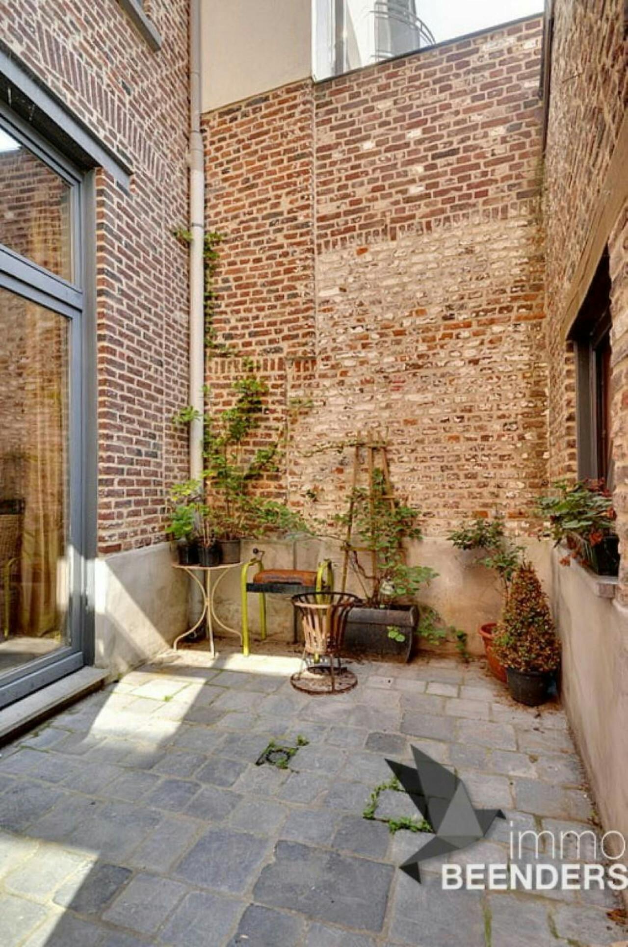 Verhuurd handelspand met duplex foto 10