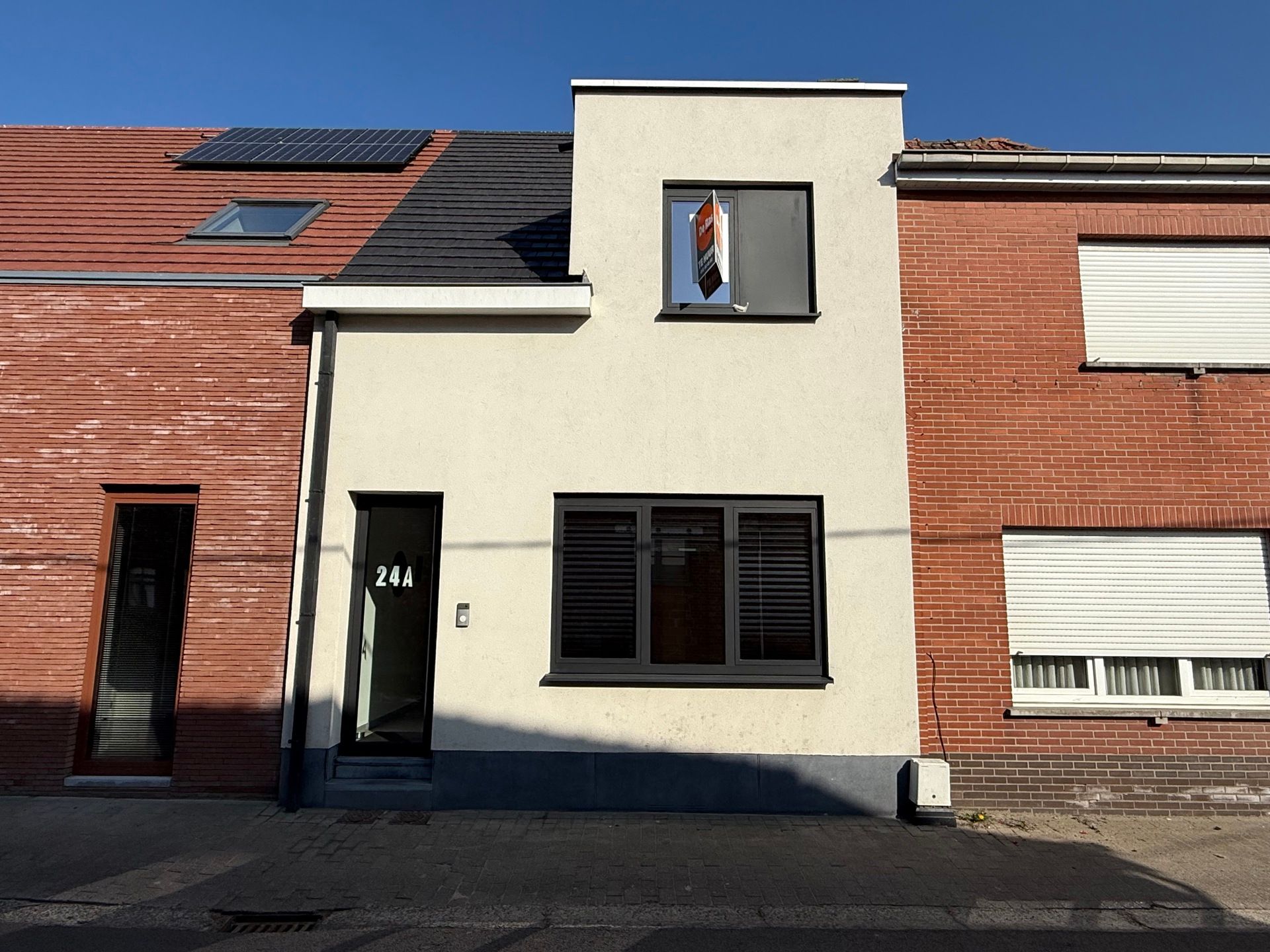 OVERMERE - Recente woning met open zicht. foto {{pictureIndex}}