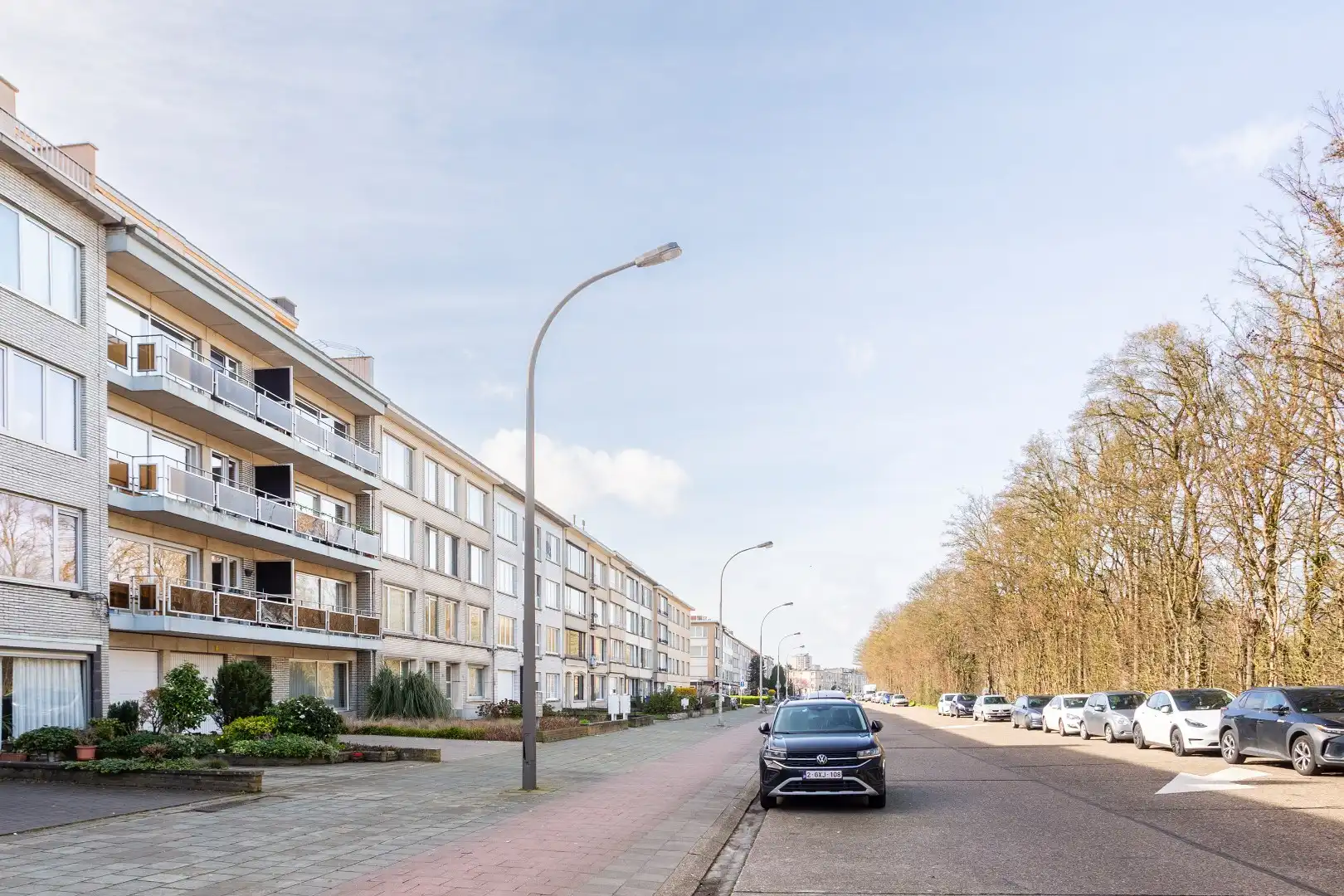 Lichtrijk app. met terras en groen uitzicht foto 25