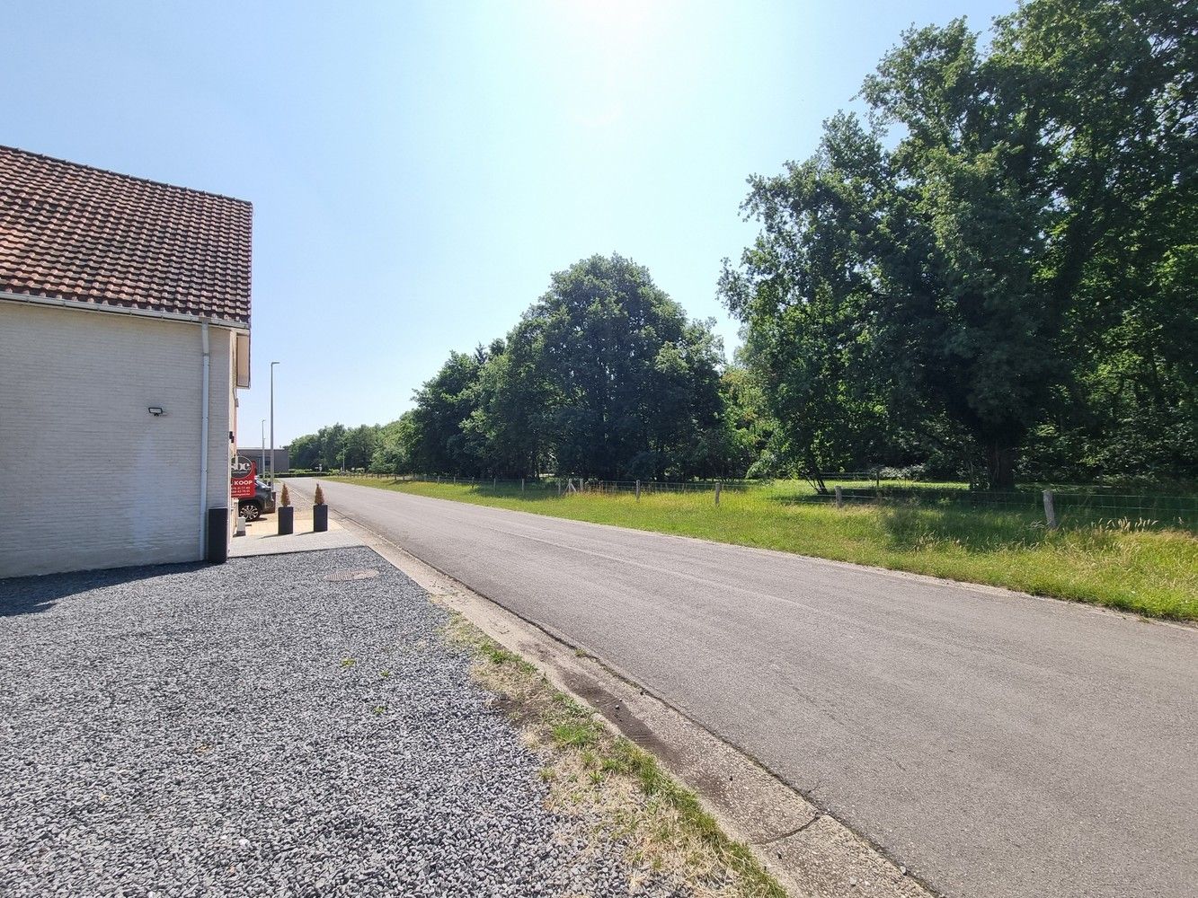Mooie, gerenoveerde woning met prachtig terras en ruime tuin foto 38