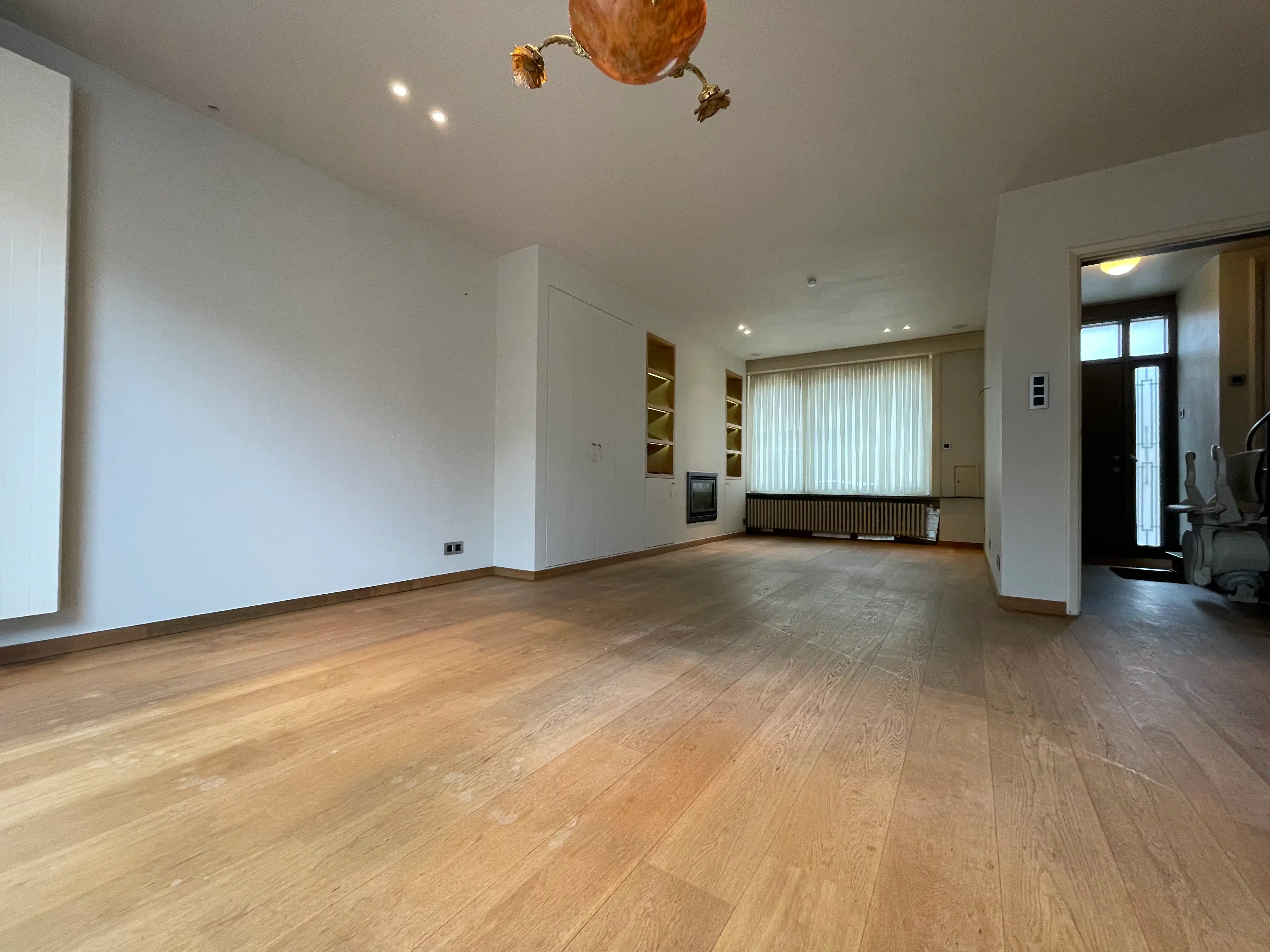 Ruime vier-slaapkamer BURGERWONING + garage & groot terras foto 12