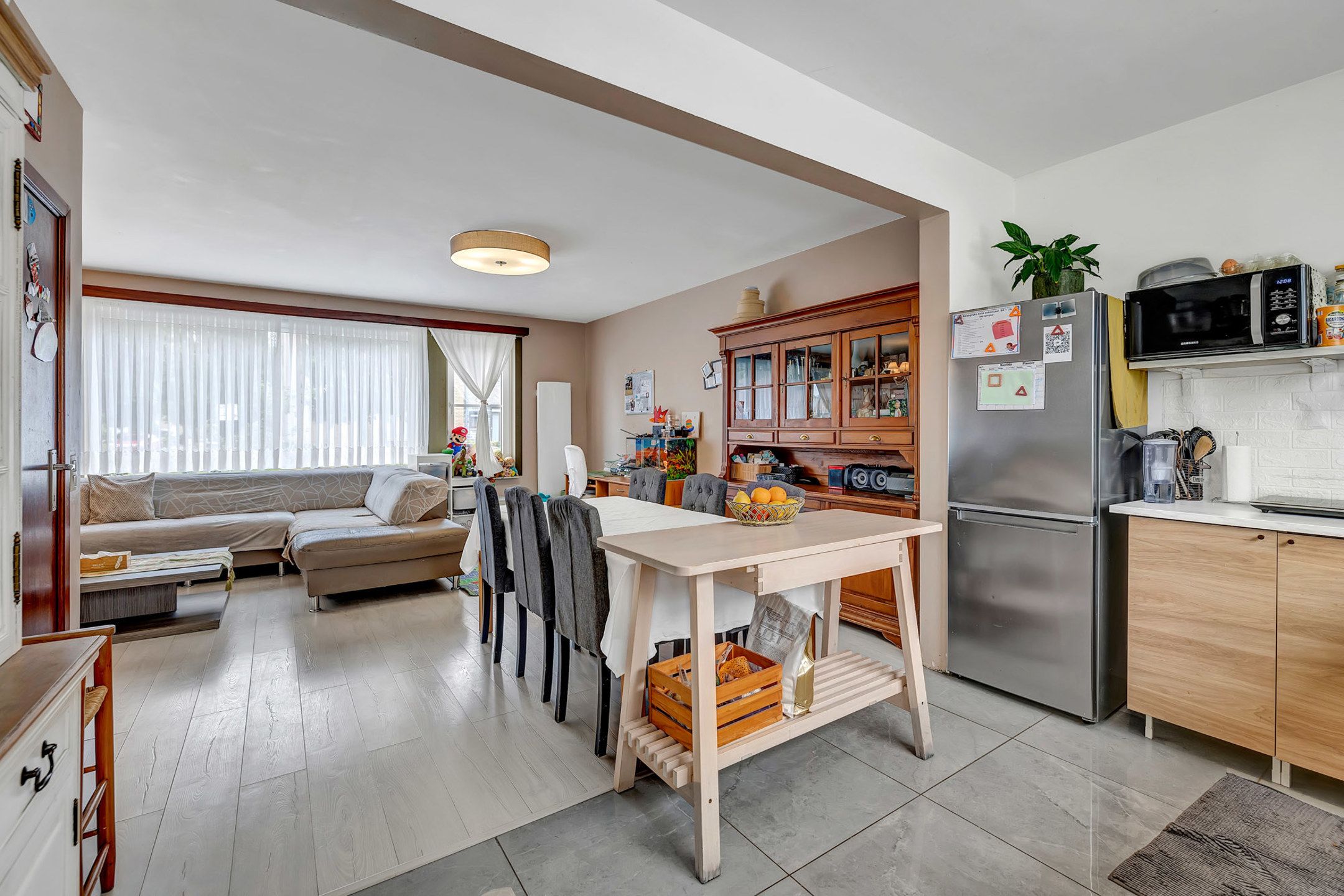 Te renoveren woning met drie slaapkamers en garage foto 5