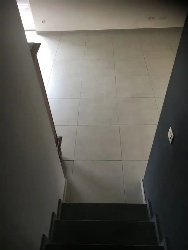 Recente woning, drie slpk, ruime zolder op rustige locatie foto 16