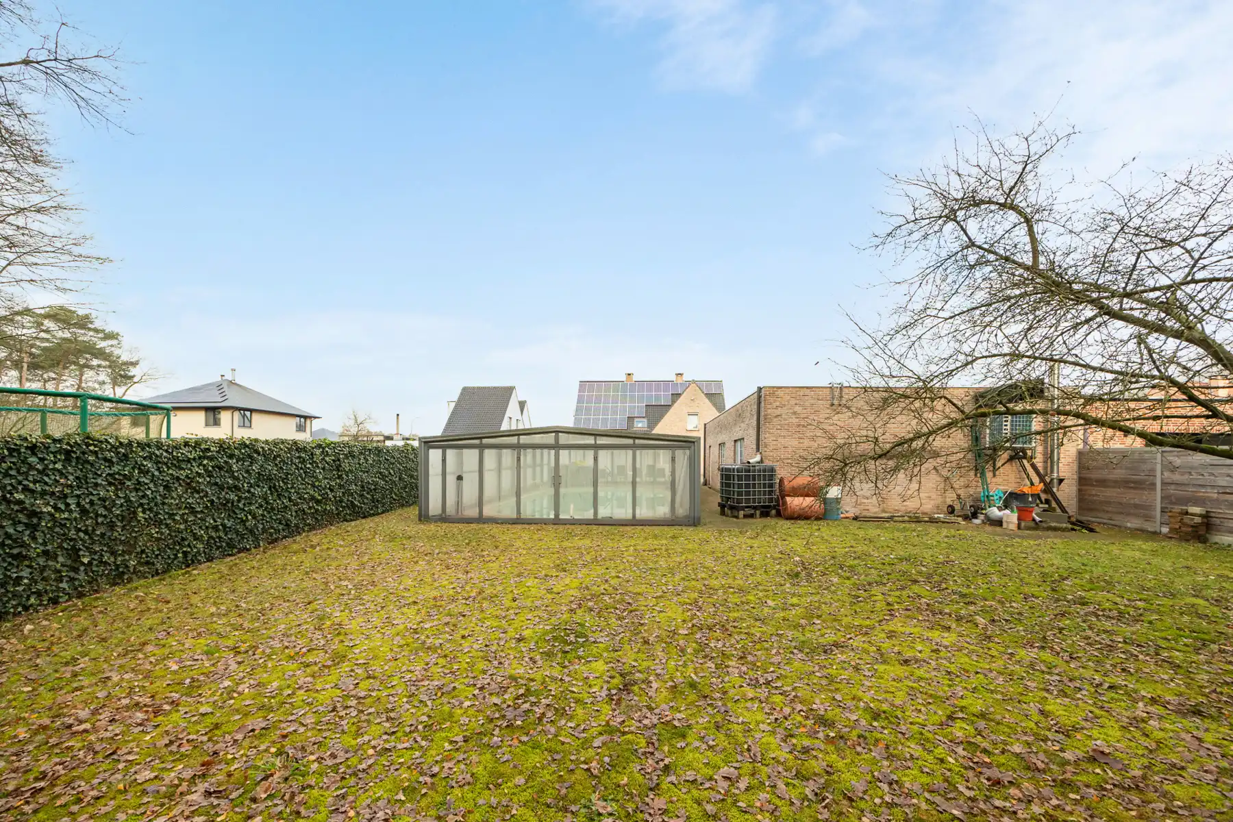 Energiezuinige villa met 5 slaapkamers en ruim bijgebouw op een perceel van 1.240m². foto 23