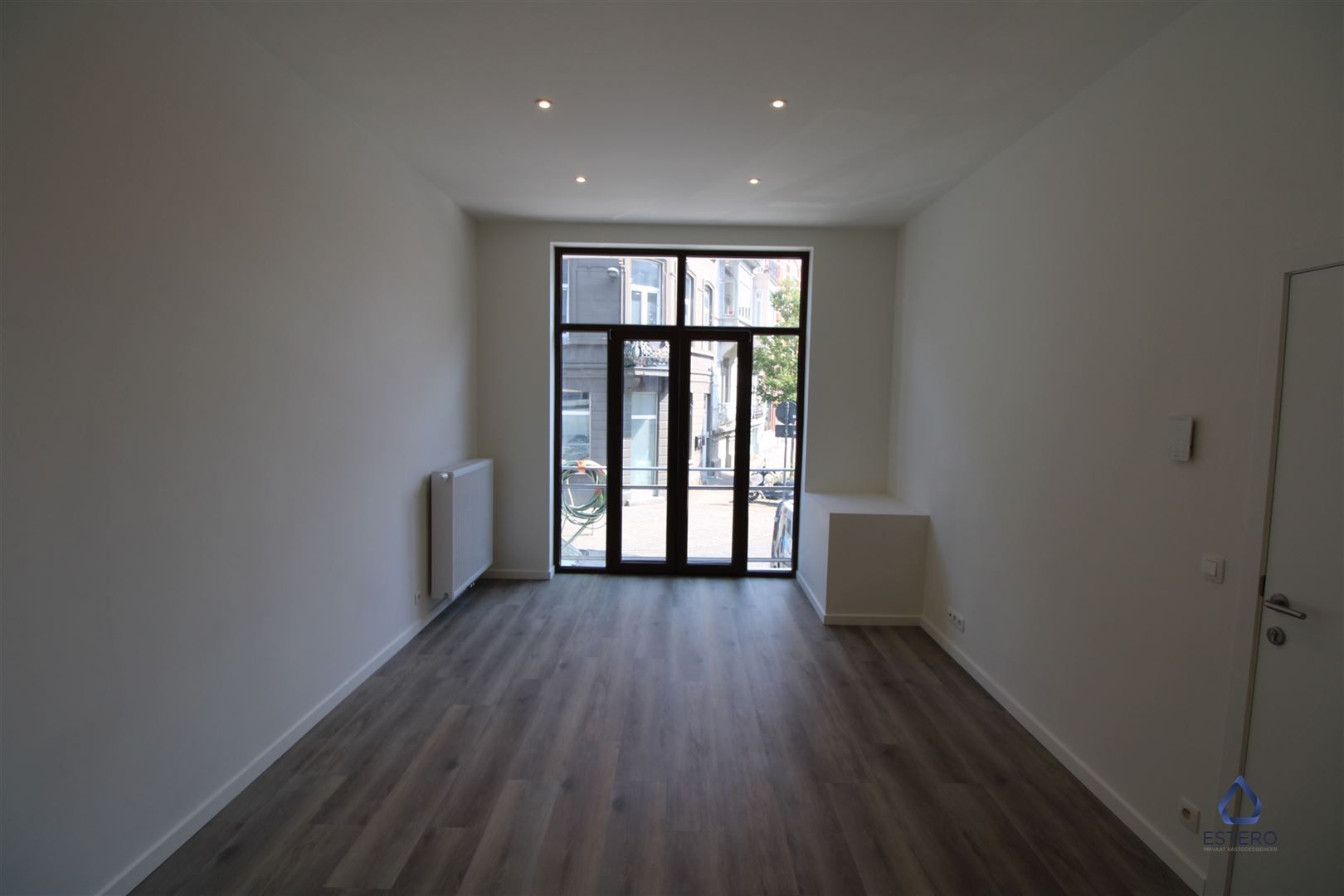 Ruim 1 slaapkamer appartement te Oostende foto 3