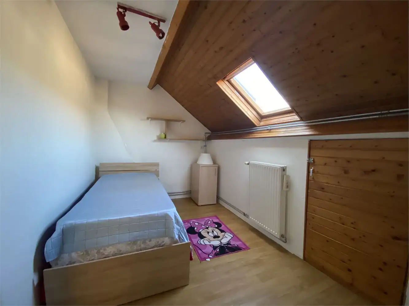 Ruim, instapklaar appartement met 4 slpks! foto 16