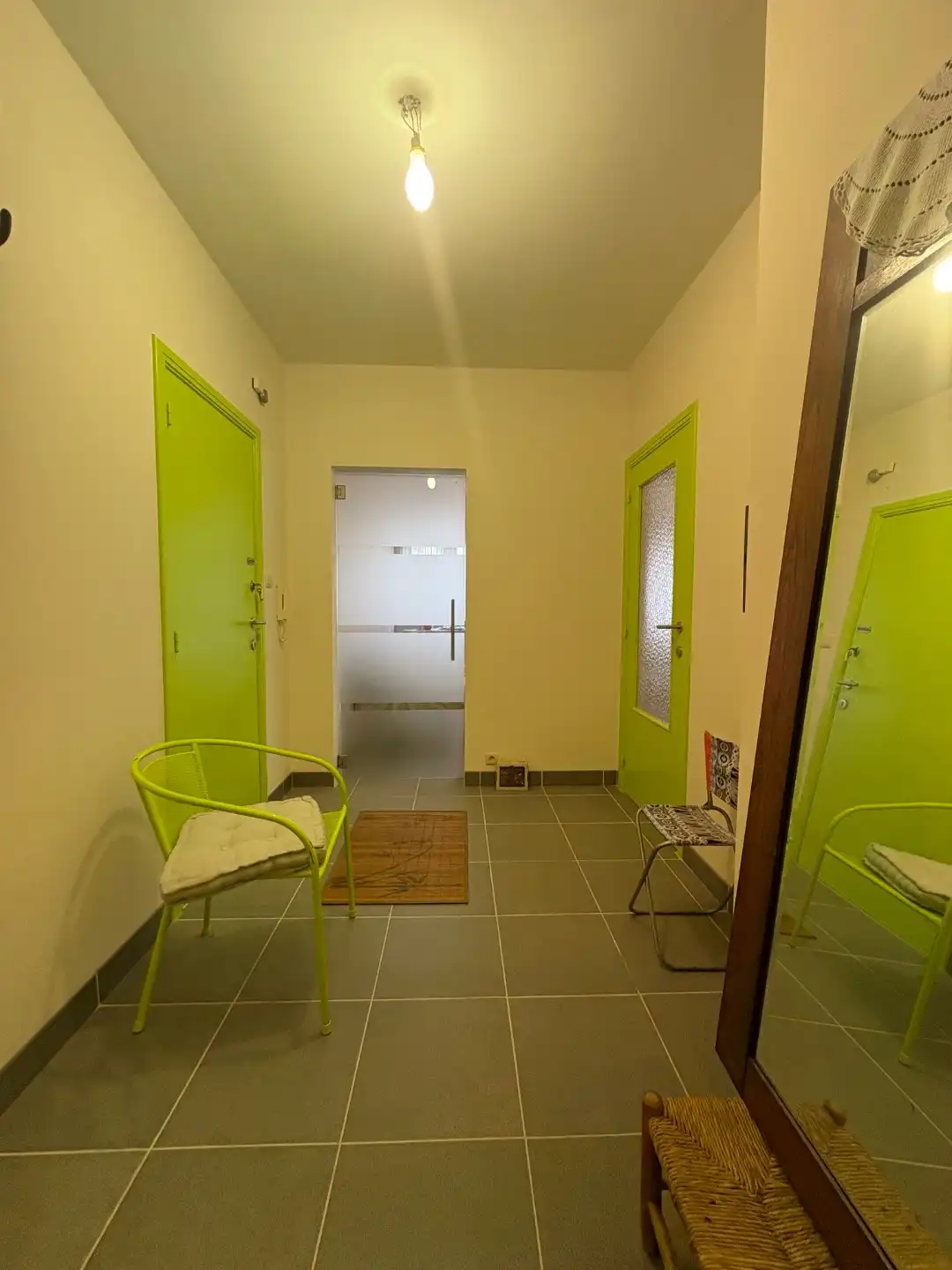 Gelijkvloers appartement met tuintje op toplocatie nabij zee foto 5