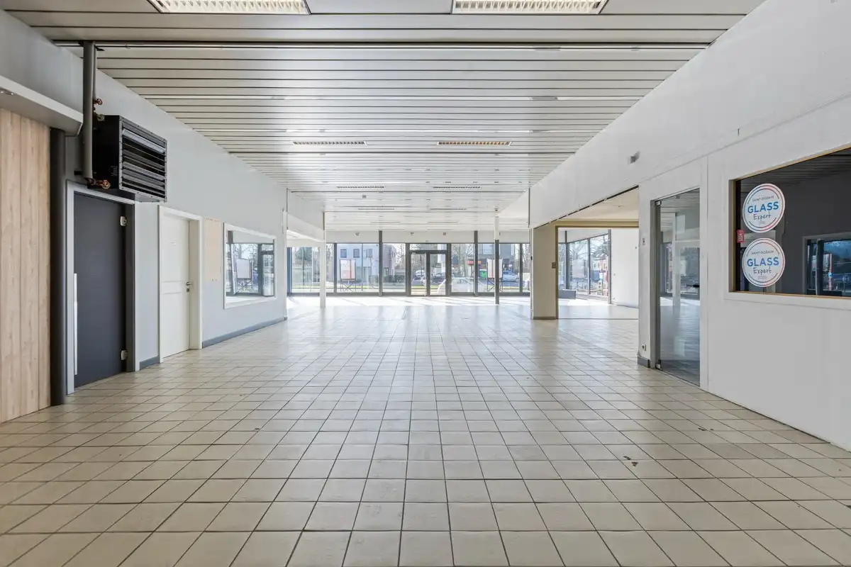 TE HUUR: Handelspand op toplocatie Hasseltweg foto 13