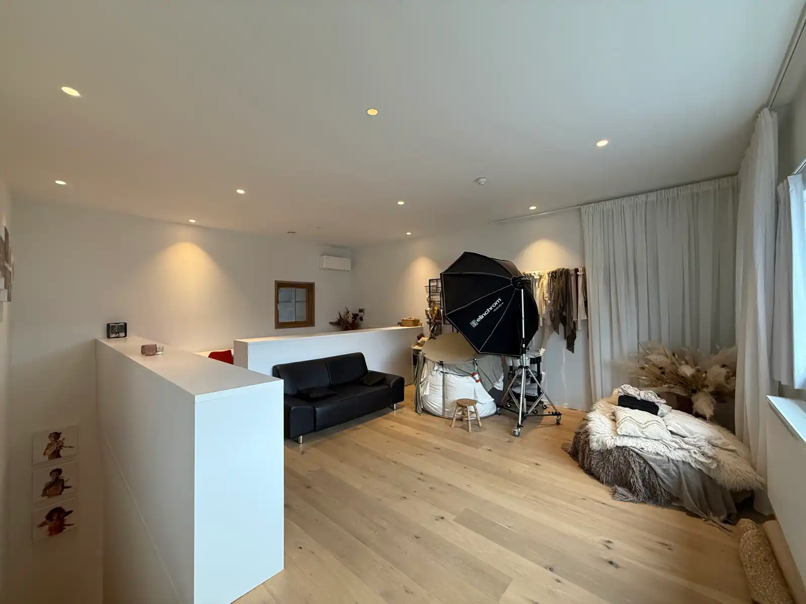 Perfect afgewerkt industriepand met kantoor en loods foto 11