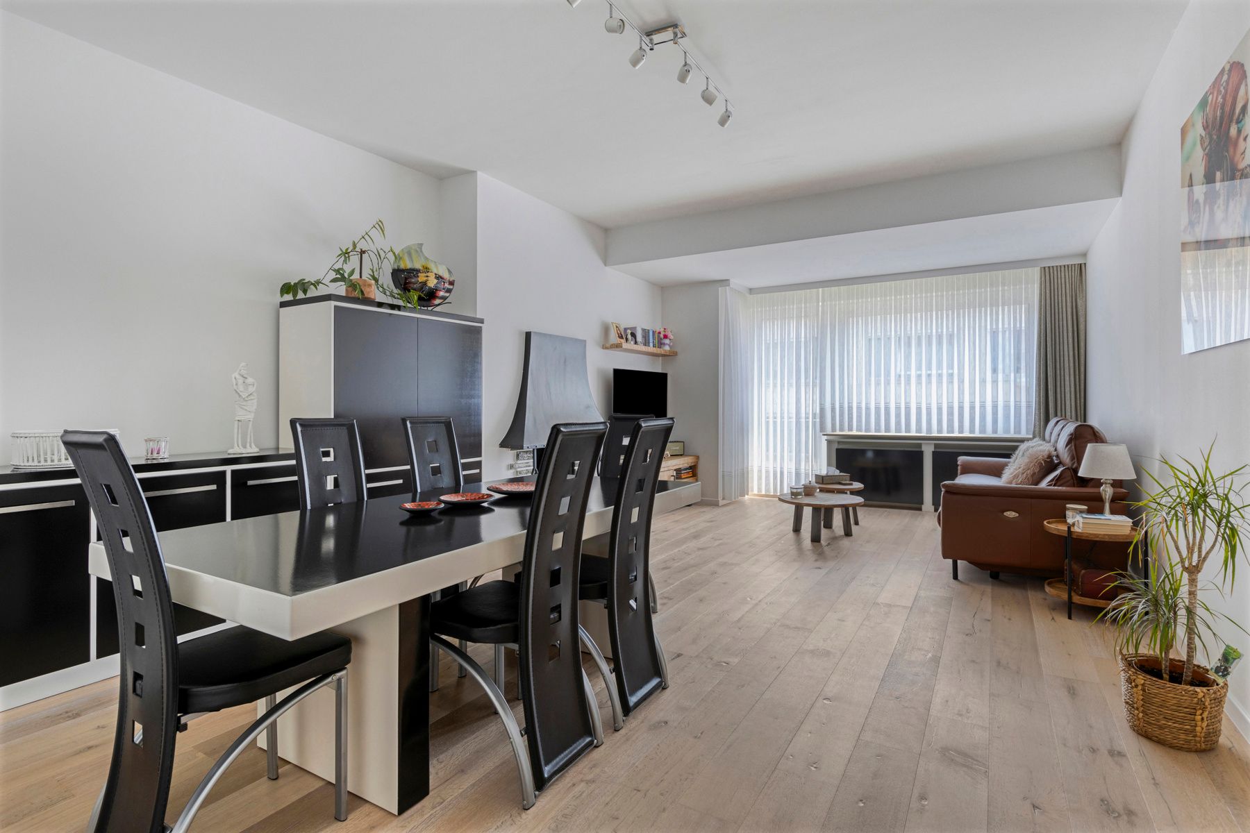 WSB-immo: Stijlvol gerenoveerd 3-slaapkamerappartement  foto 6