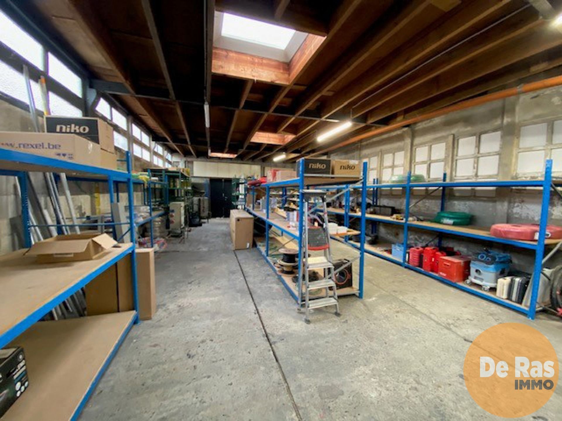 EREMBODEGEM: Loods 190m²  + tuin 5a 27ca foto 3