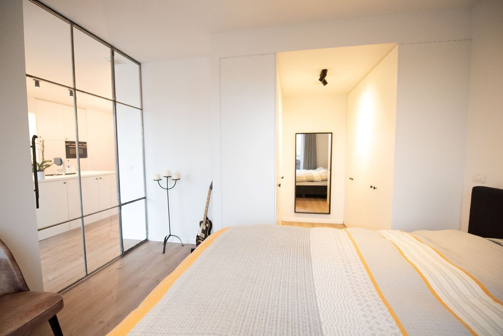 Recent appartement met 2 slaapkamers TE HUUR in Waregem! foto 7