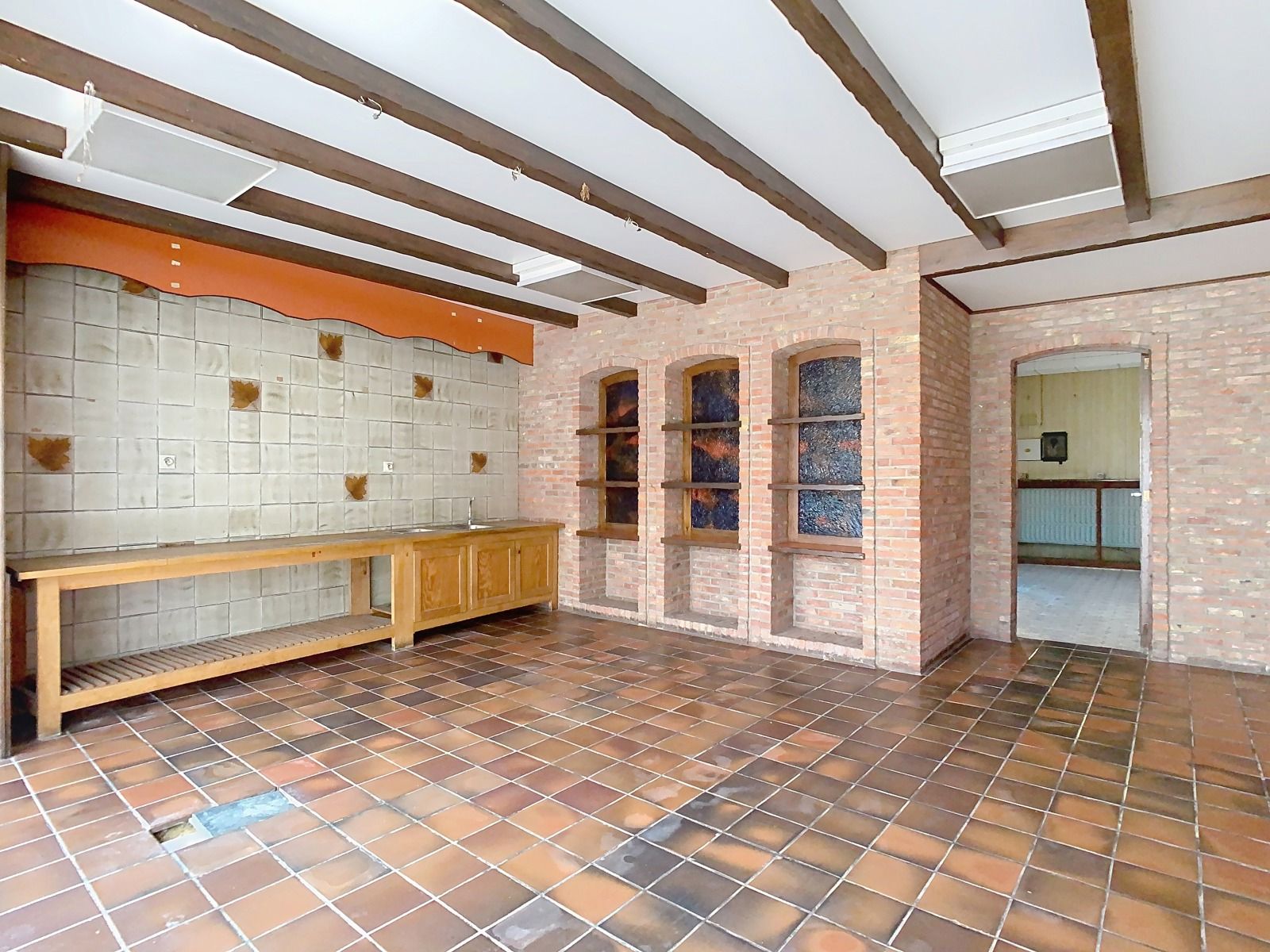 Zéér ruime én Karaktervolle Woning met 3 SLPK én tuin! foto 3