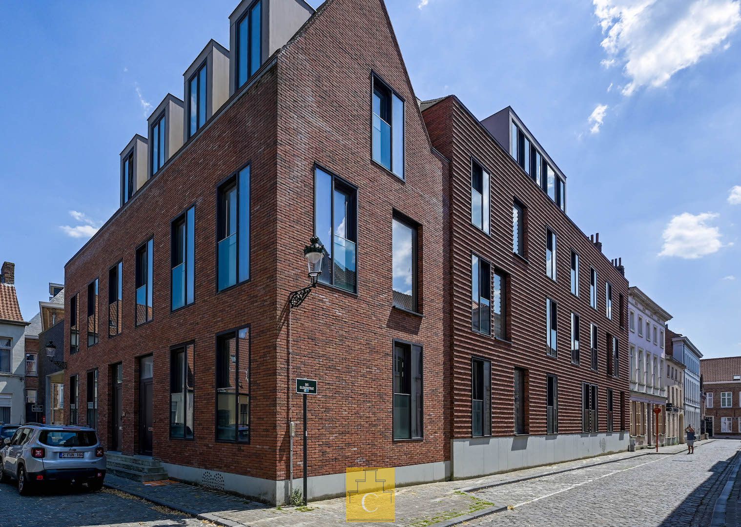 recente hippe flat op een historische site met mooie binnentuin in de schaduw van de Sint-Gilliskerk foto 23