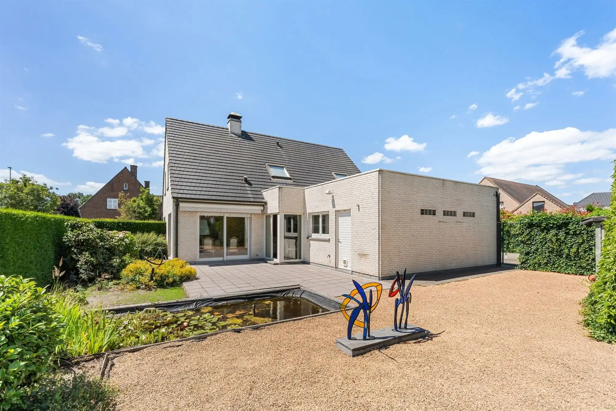 Stijlvolle villawoning met 3 slaapkamers en fijne tuin in gegeerde woonbuurt foto 23
