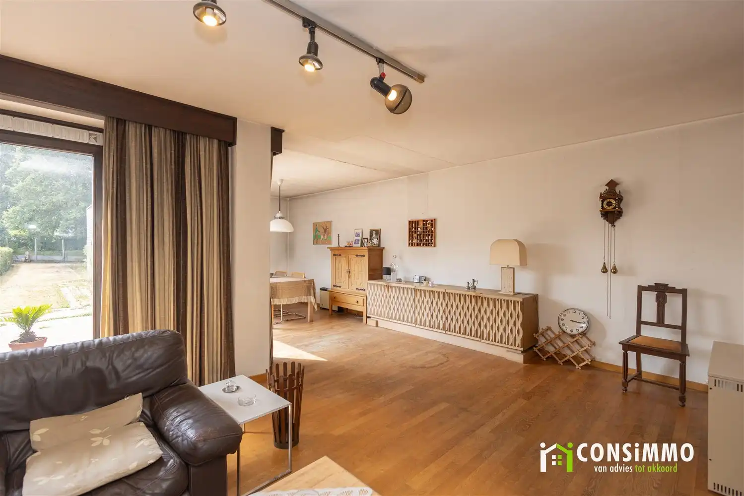 Renovatiepand met bijzonder veel potentieel in Genk-Waterschei foto 4