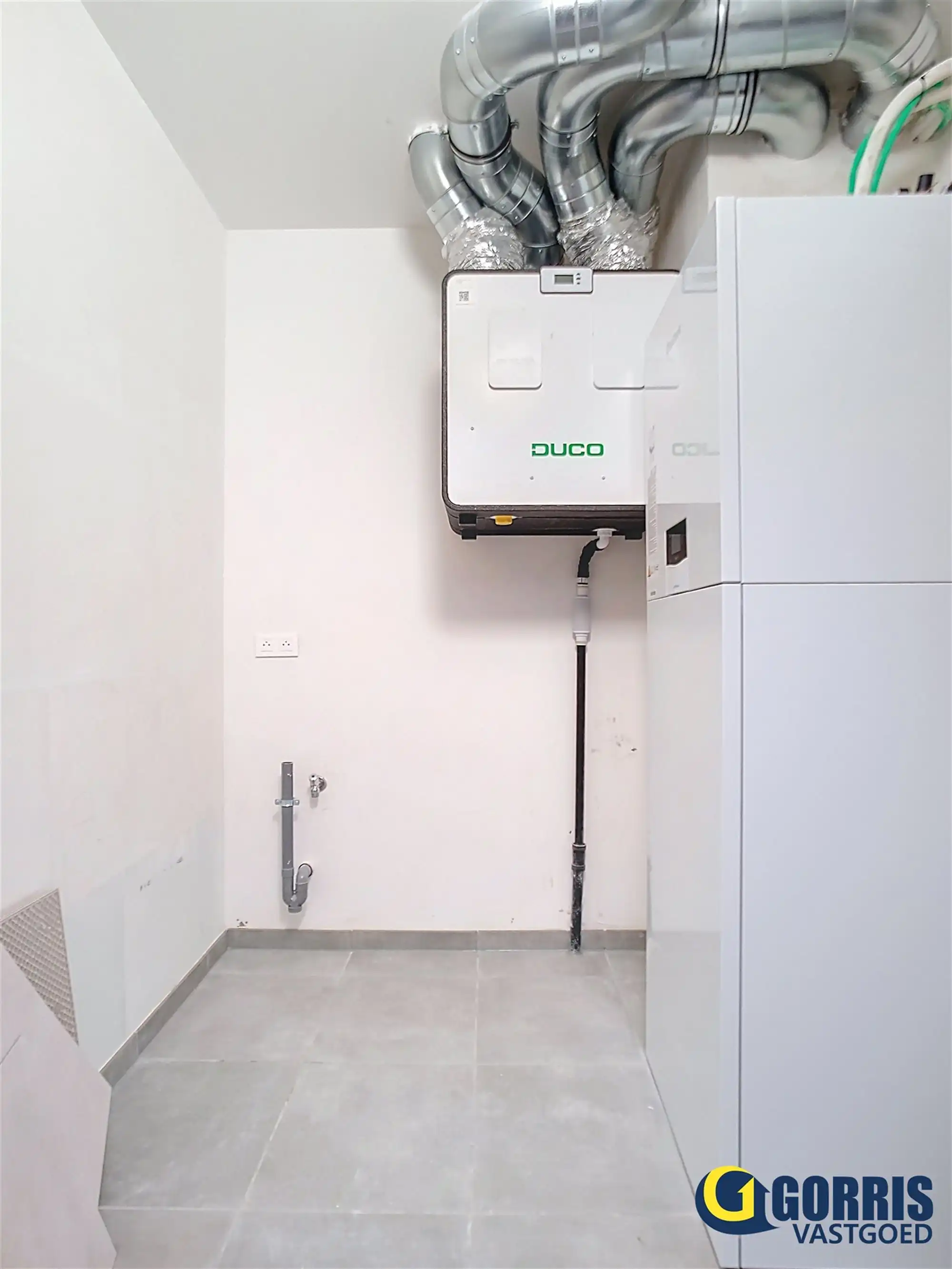 Rustig gelegen gelijkvloers nieuwbouwappartement met 2 slaapkamers. foto 12