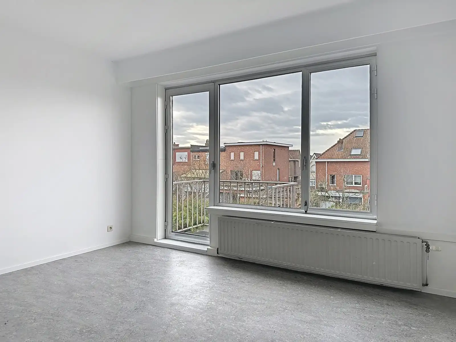 Rustig gelegen appartement in kleine residentie foto 9