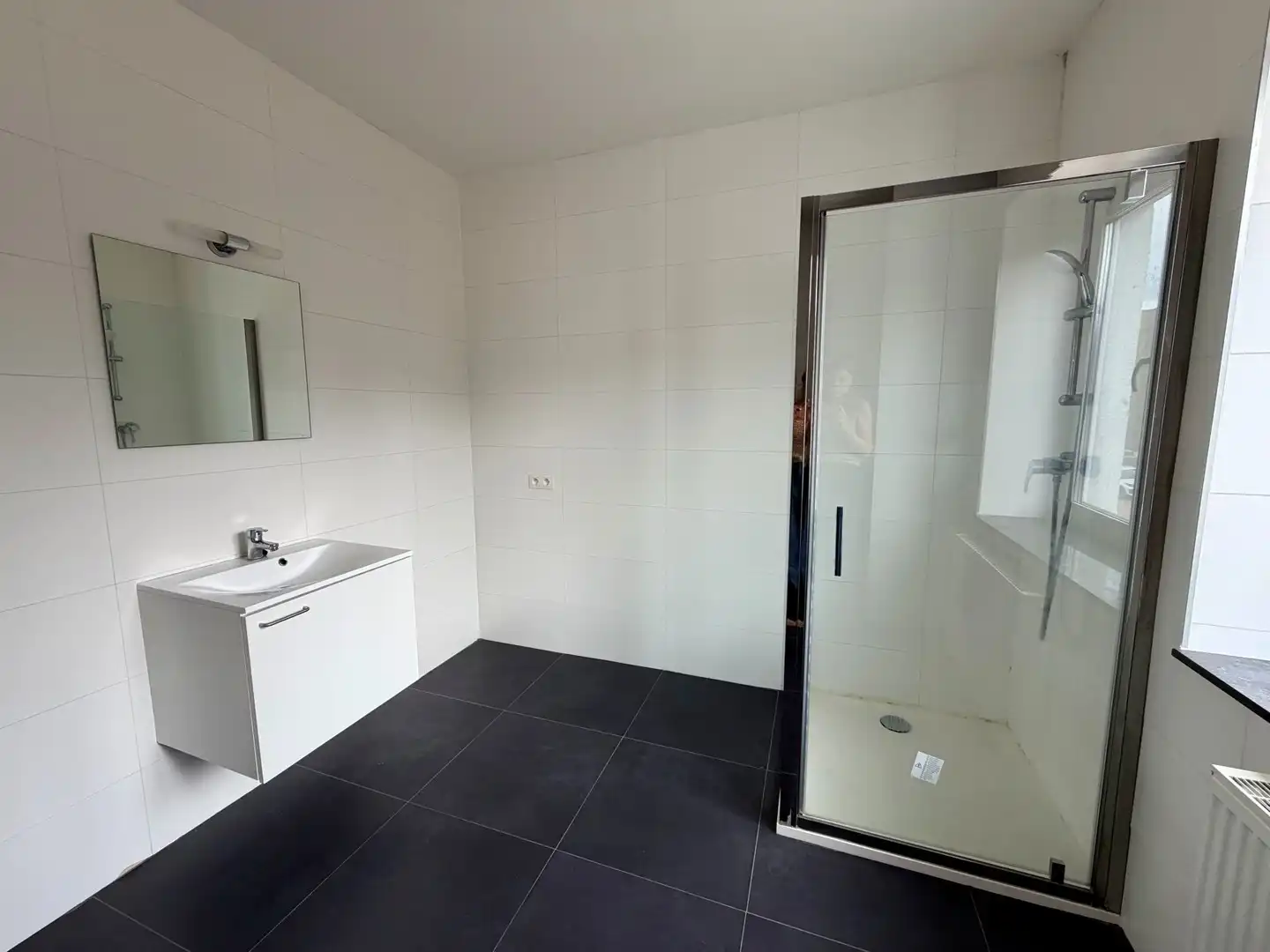 Gerenoveerd handelspand met instapklaar duplexappartement en tuintje foto 8