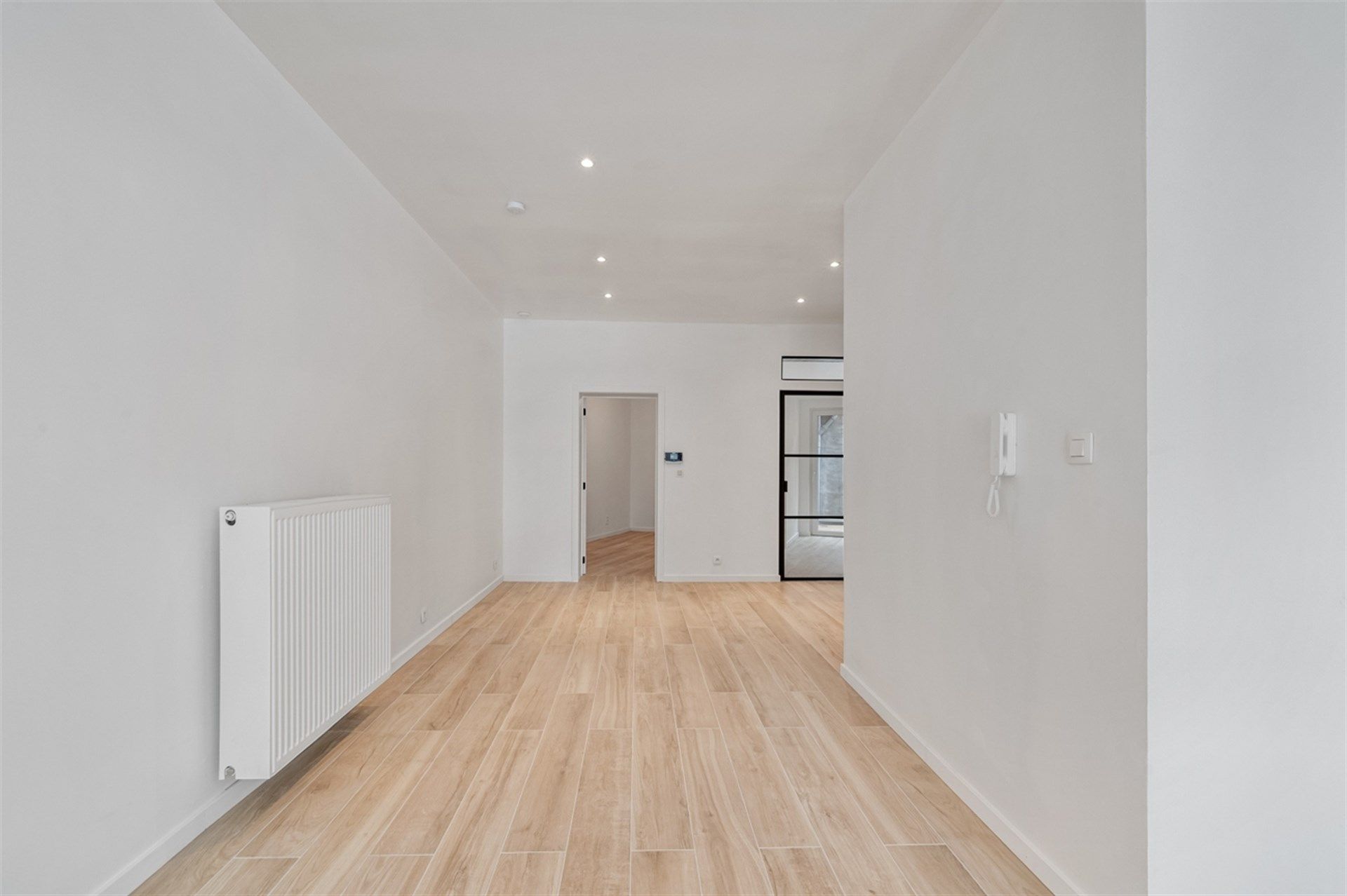 Modern gelijkvloers appartement op wandelafstand van station en markt foto 5