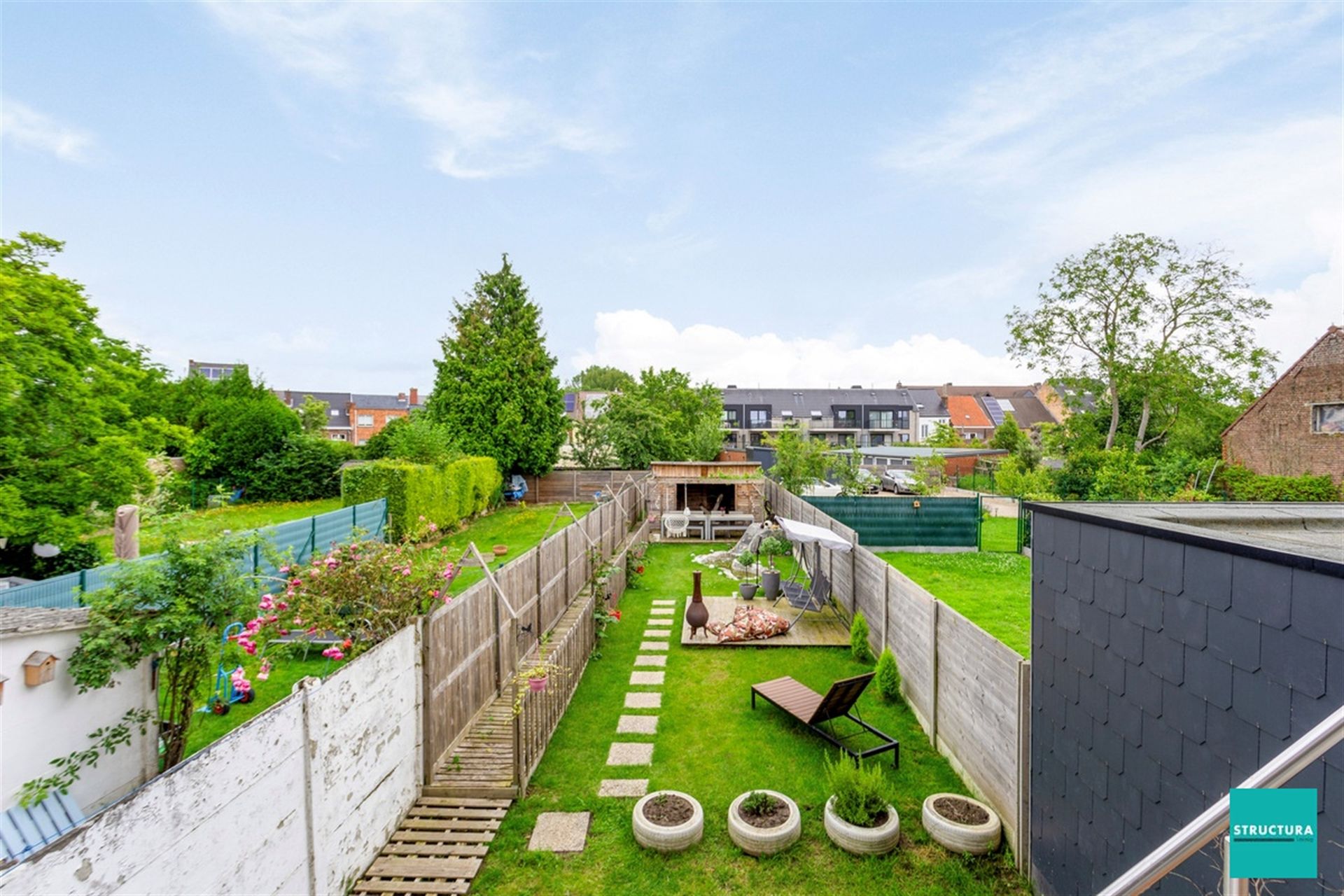 VERKOCHT!       Gerenoveerde bel-étage met prachtige zonnige tuin foto 30