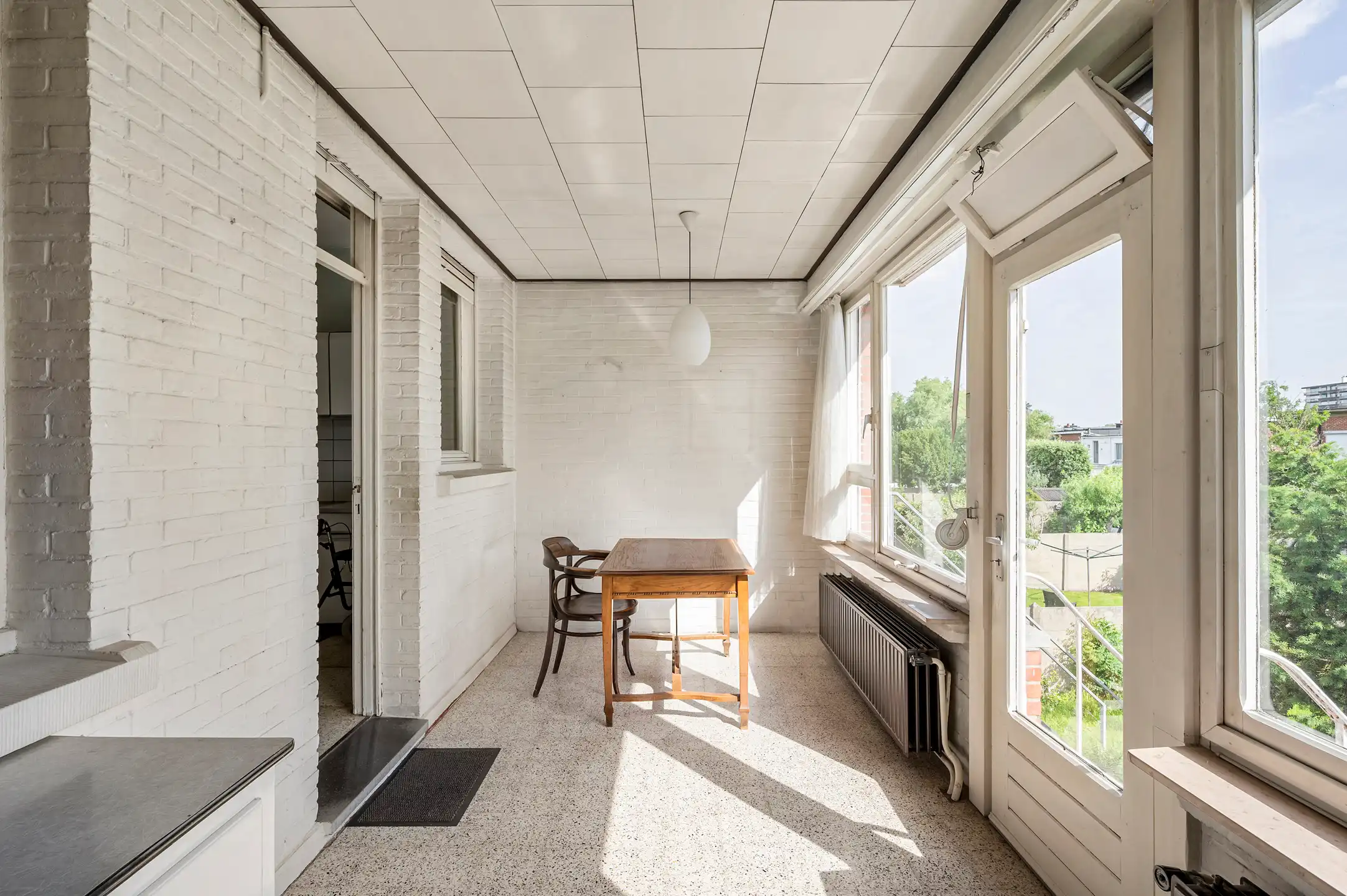 Te renoveren woning met garage én tuin foto 13