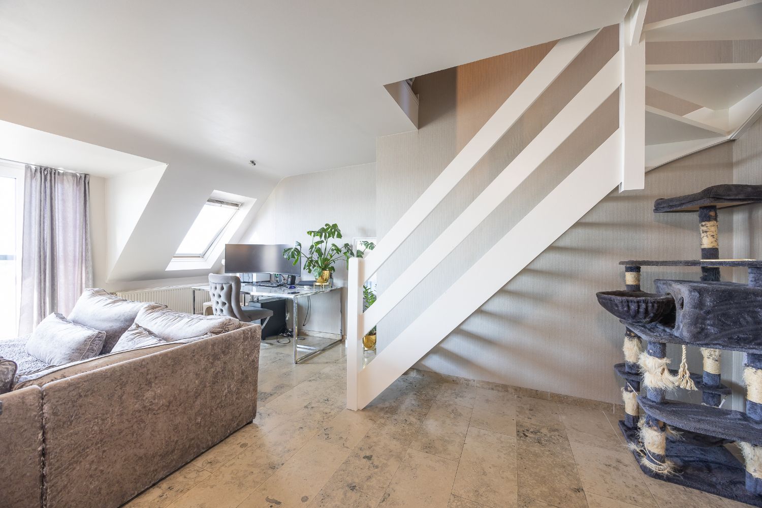 Zonnig duplexappartement op boogscheut van centrum met zuidgericht terras foto 11