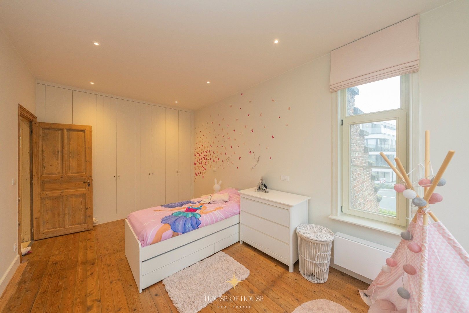 Sfeervolle pastoriewoning met uitzonderlijk potentieel zonder renovatieverplichting foto 21