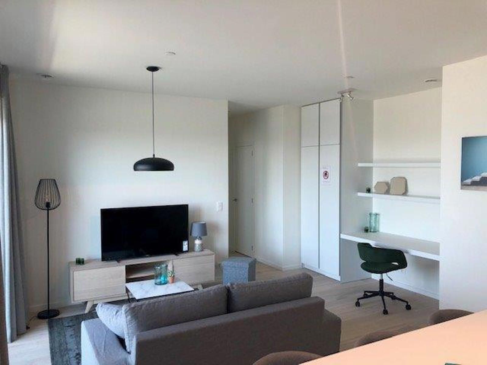 Ongemeubeld 2 slaapkamer appt. met zicht op de Schelde foto 2