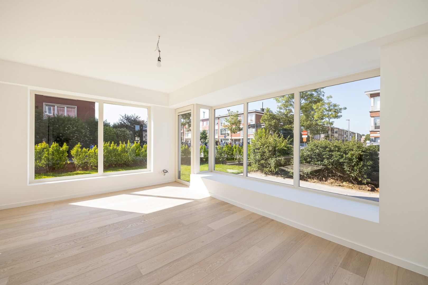 Hoogwaardig gerenoveerd 3 slaapkamer appartement met top EPC foto 2