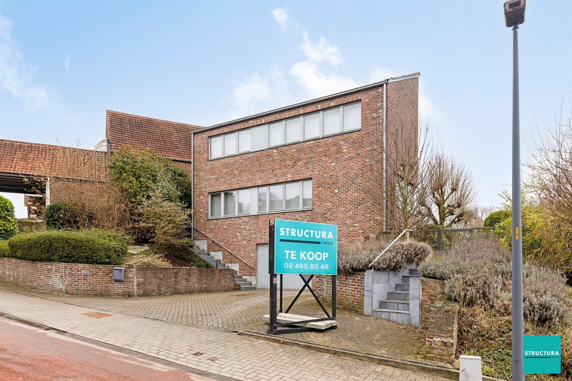 Hoofdfoto van de publicatie: Woning op toplocatie met achterliggend groen