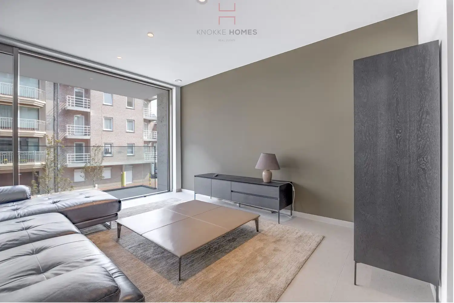 Prachtig afgewerkt nieuwbouwappartement met twee slaapkamers en twee badkamers op de Parmentierlaan foto 4