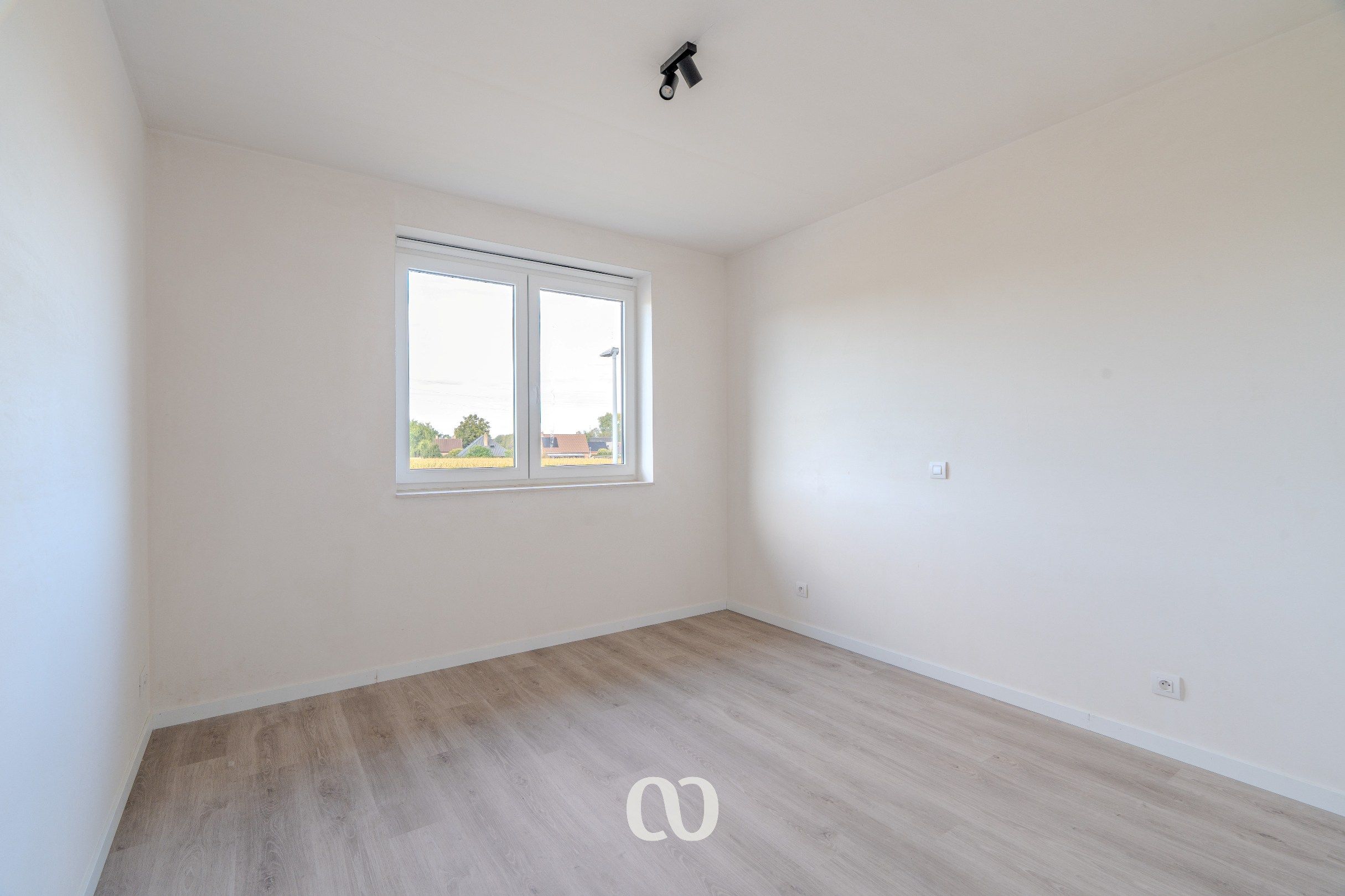 Prachtige nieuwbouwwoningen met 4 slaapkamers en garage foto 16