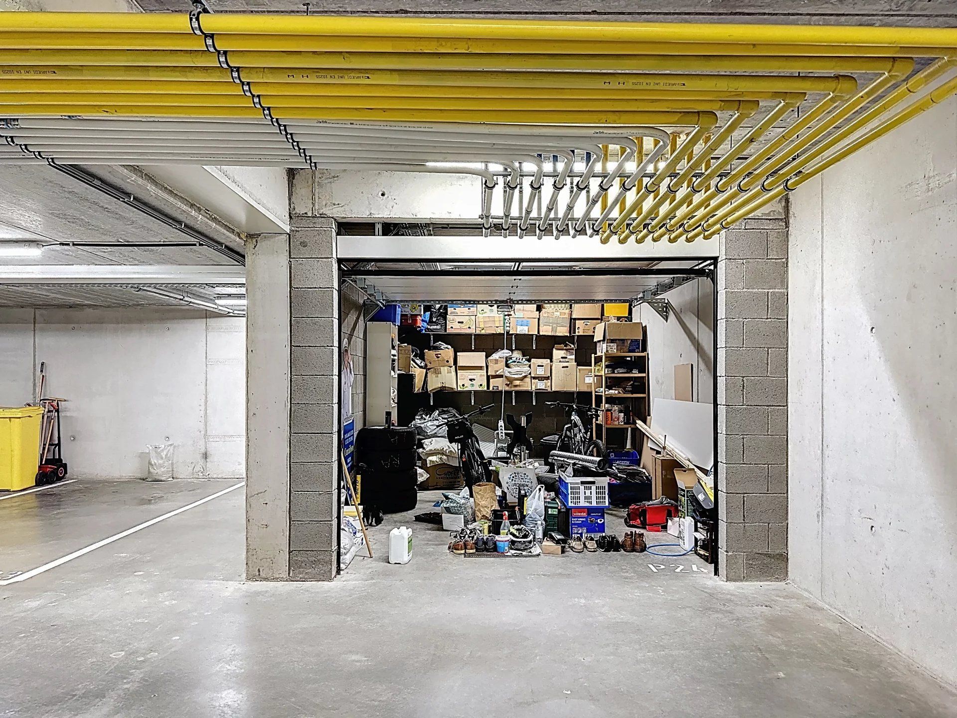 Modern dakappartement met 2 terrassen, prachtig uitzicht en luxueuze afwerking. foto 34