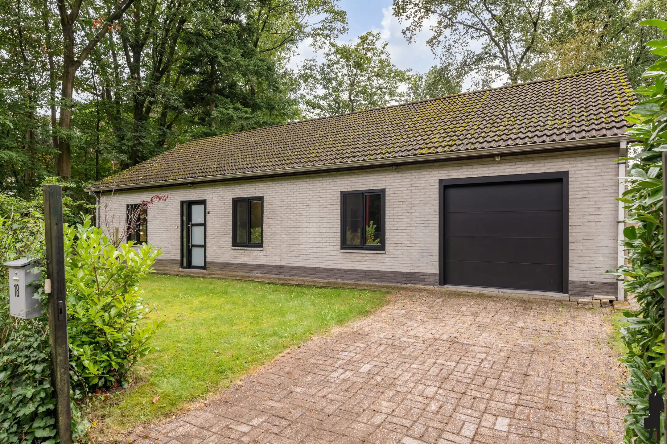 Instapklare villa met 3 ruime slaapkamers in een rustige, groene buurt, vlakbij het centrum van Heide te huren voor 1 jaar! foto 15