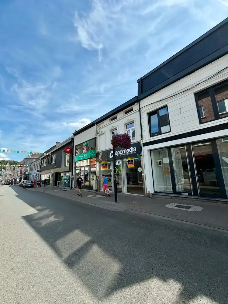 POP UP MOGELIJK - Instapklaar handelspand op toplocatie in hartje Geraardsbergen foto 17