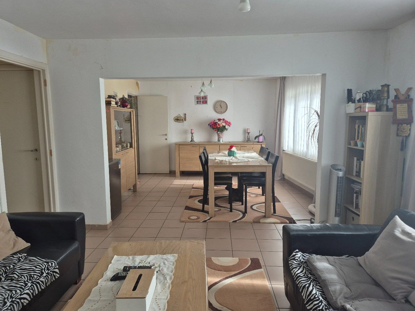 Uniek handelspand met duplex appartement in het hart van Maasmechelen foto 11