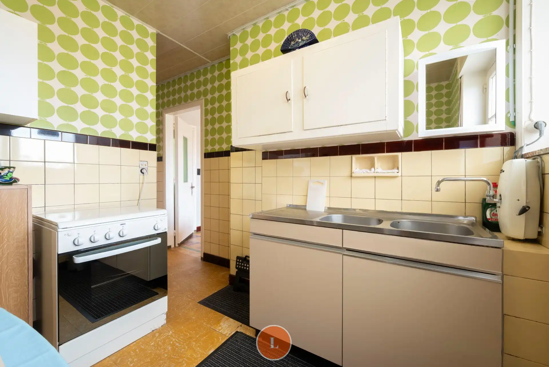 Te renoveren woning met apart bouwperceel op rustige locatie in het groen foto 6