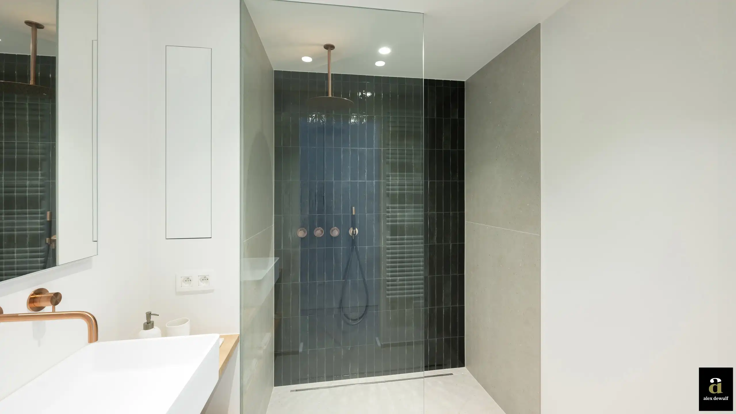 Mooi vakantie-appartement op de Zeedijk nabij het Rubensplein foto 13